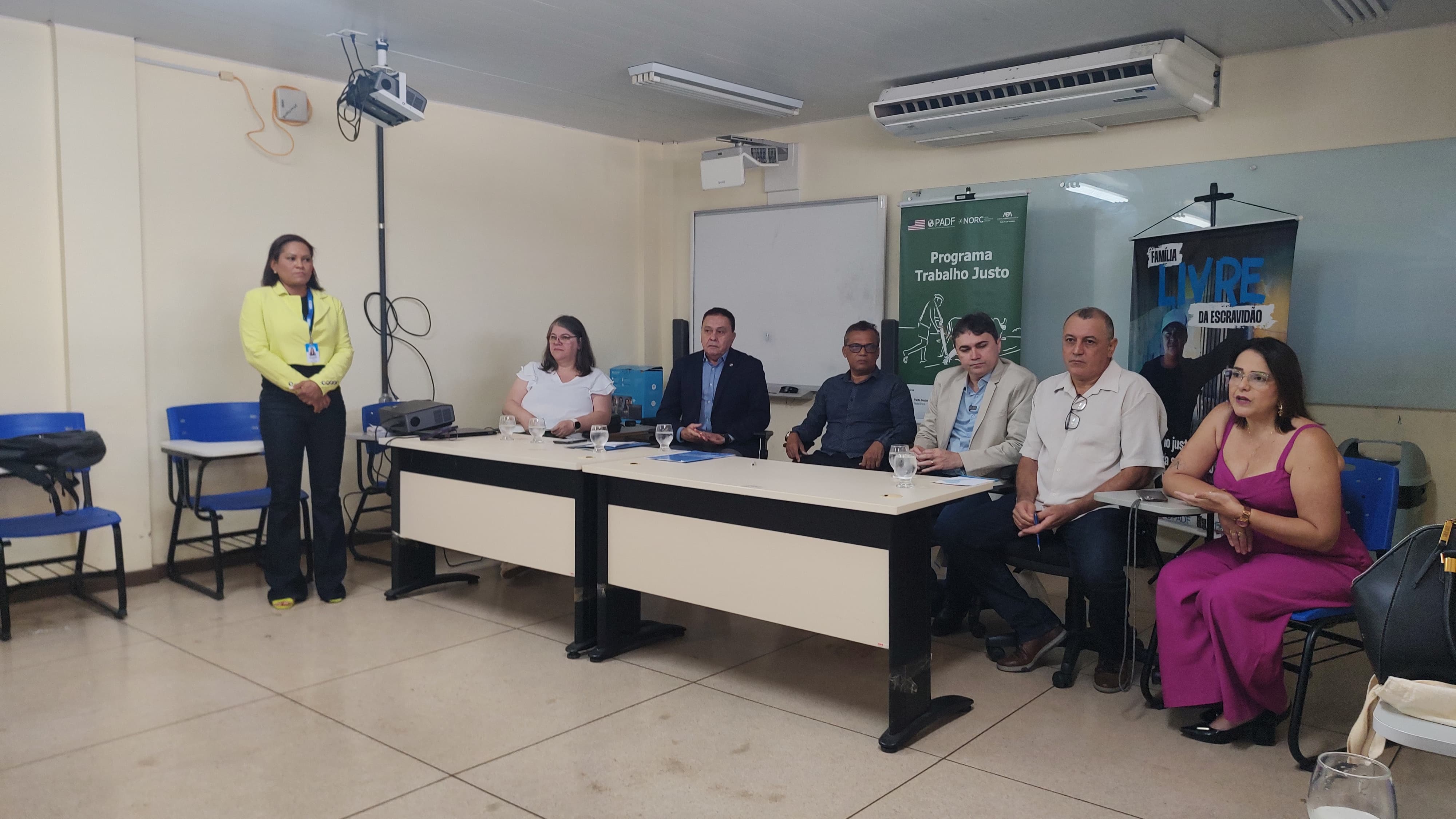 REUNIÃO EM MARABÁ
