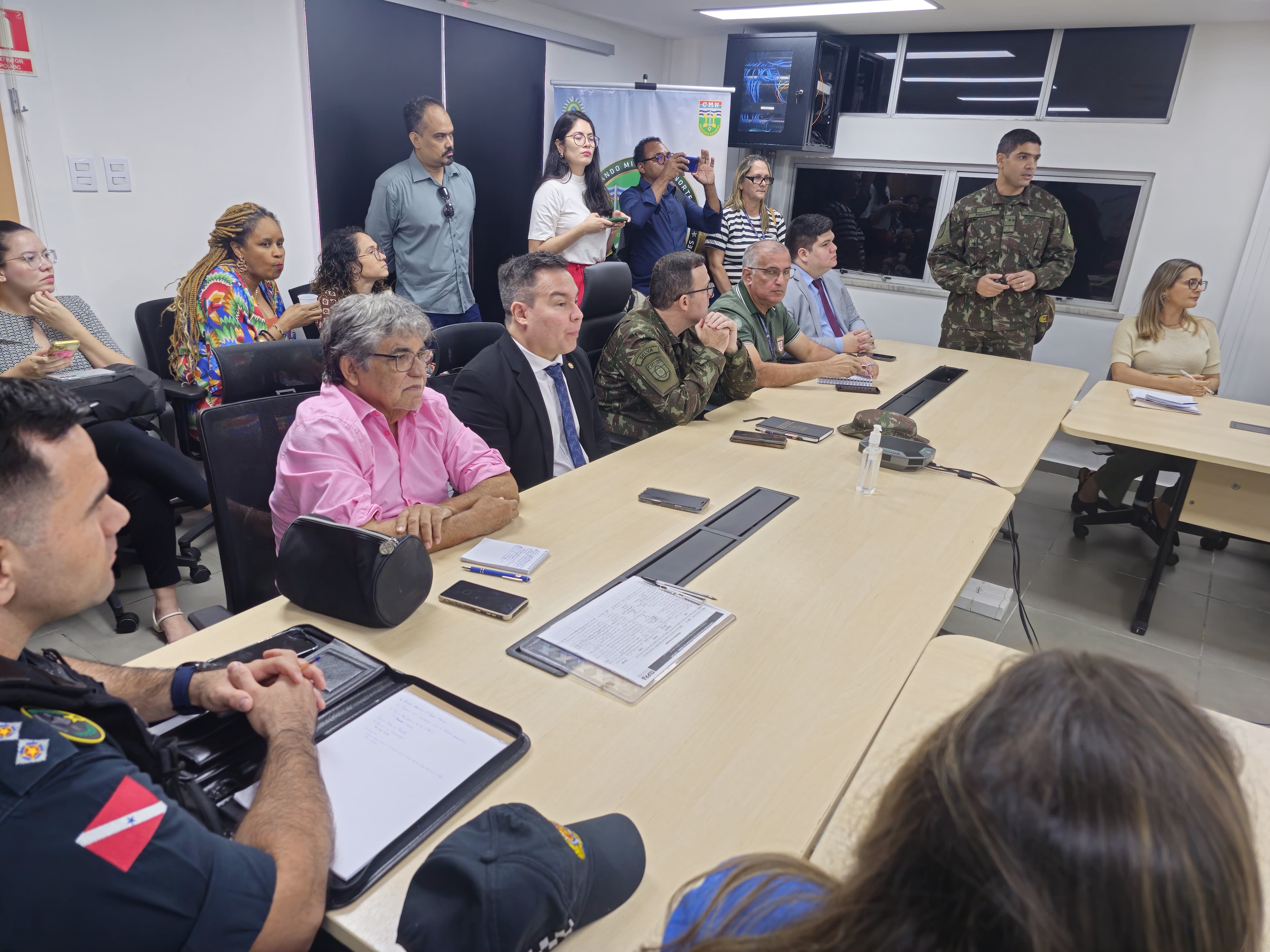 Reunião no Comando da 8ª Região Militar