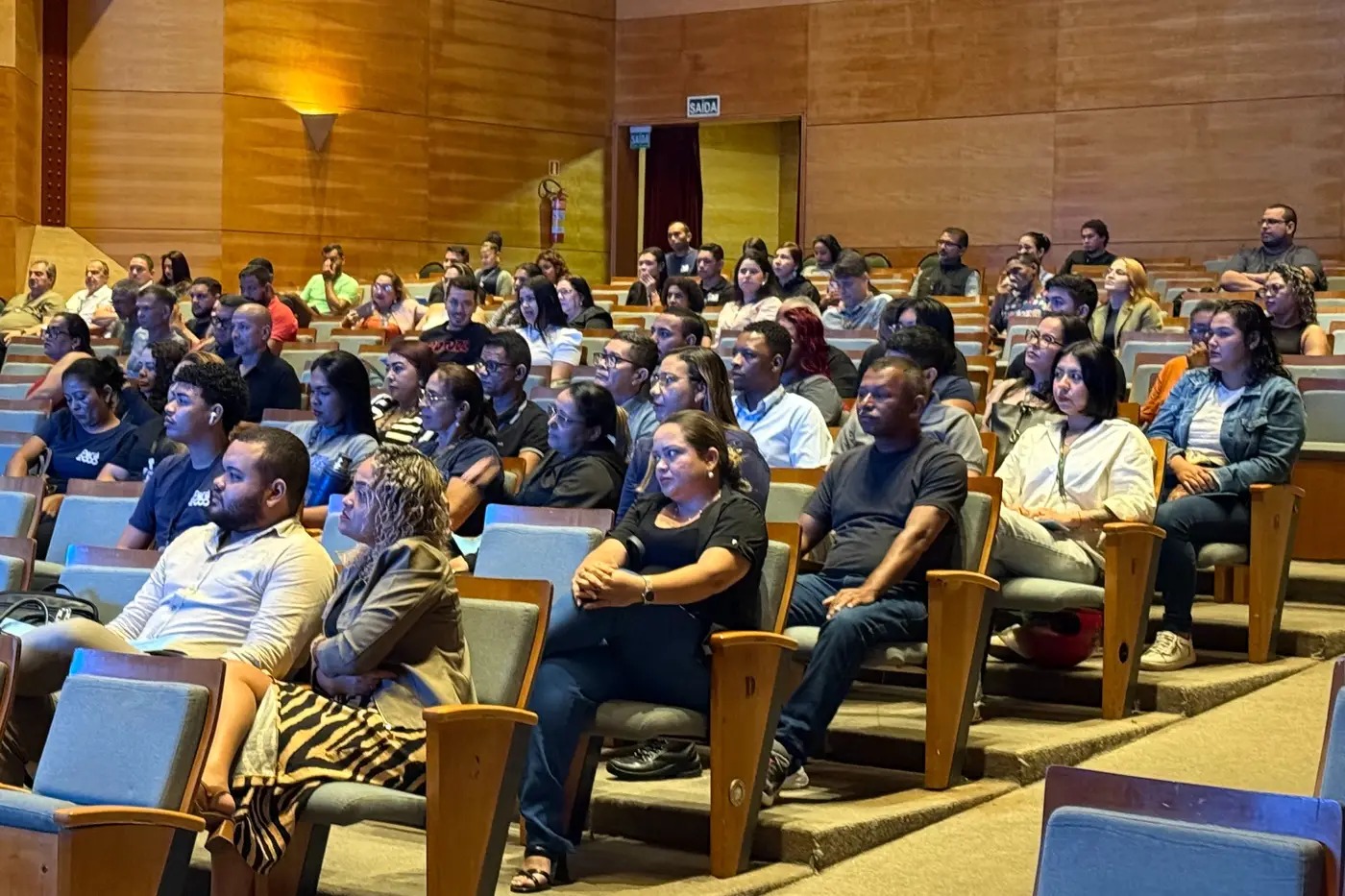 encontro debateu saúde mental, acolhimento e estratégias para fortalecimento das relações de trabalho em espaços públicos com grande circulação de pessoas.