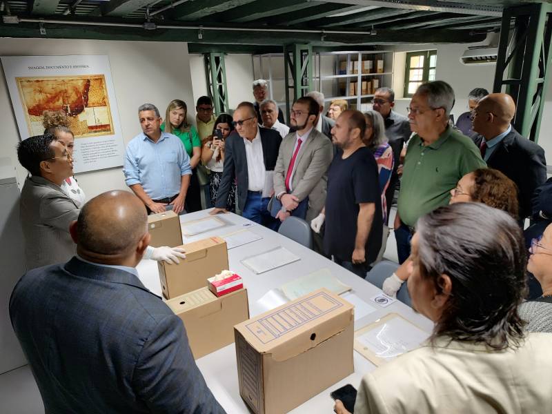 Mostra de documentos históricos