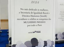 Placa da homenagem