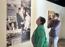 Visitantes na exposição