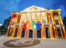 Teatro da Paz nas cores LGBT